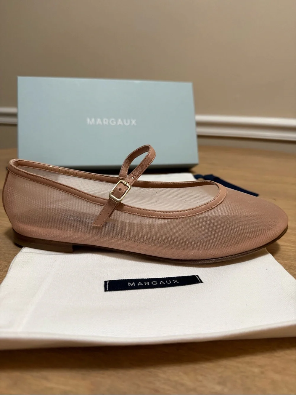 Margaux soft unstructured